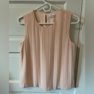 Calvin Klein women‘s small sleeveless light pink pleat neck top - Like new